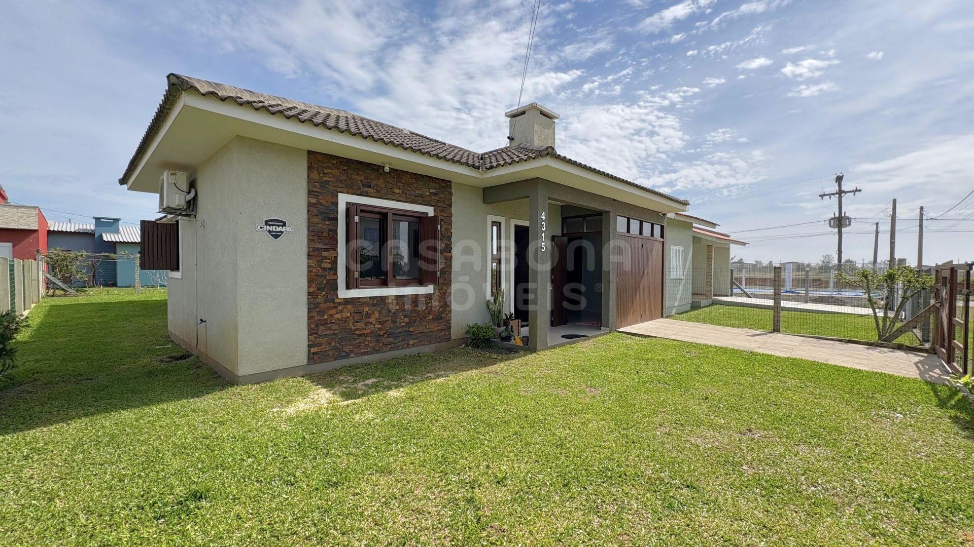 Casa semi mobiliada a 100 metros do mar no Bairro Alfa – Arroio do Sal