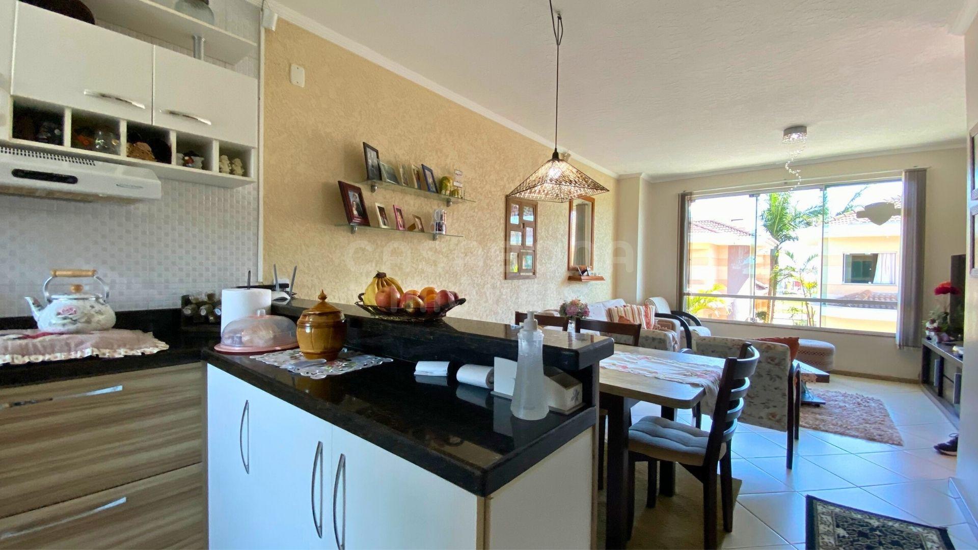 Apartamento semimobiliado com churrasqueira em Arroio do Sal Sul