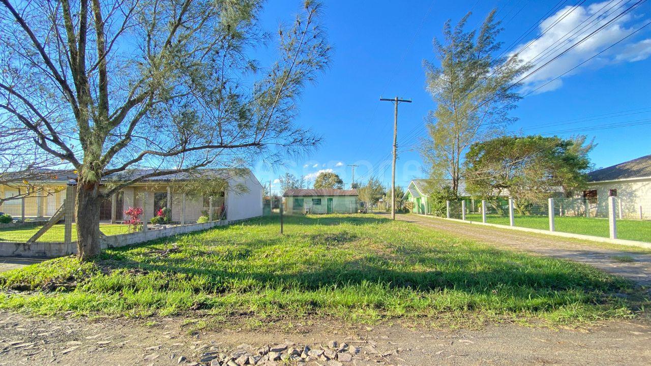 Terreno Residencial à Venda em Arroio do Sal - Bairro Marambaia