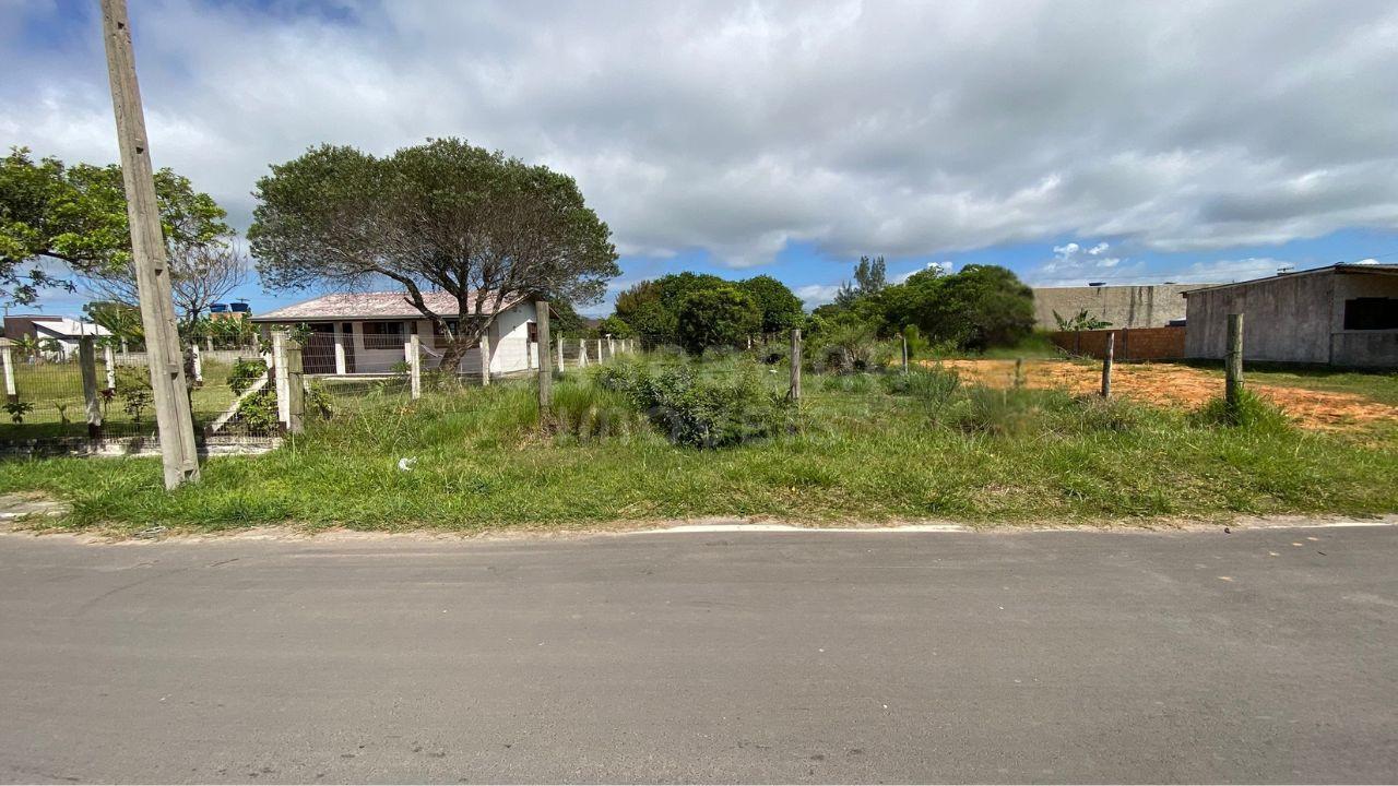 Terreno à Venda no Bairro Quatro Lagos - Arroio do Sal