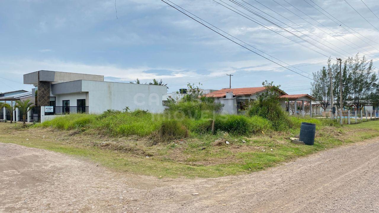 Terreno à Venda - Lote de Esquina em Arroio do Sal, Bairro Sereia do Mar