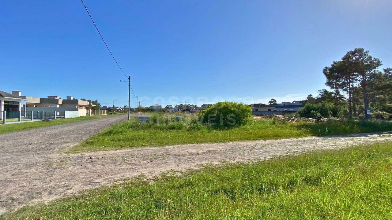 Terreno Amplo de Esquina - Oportunidade Valorizada