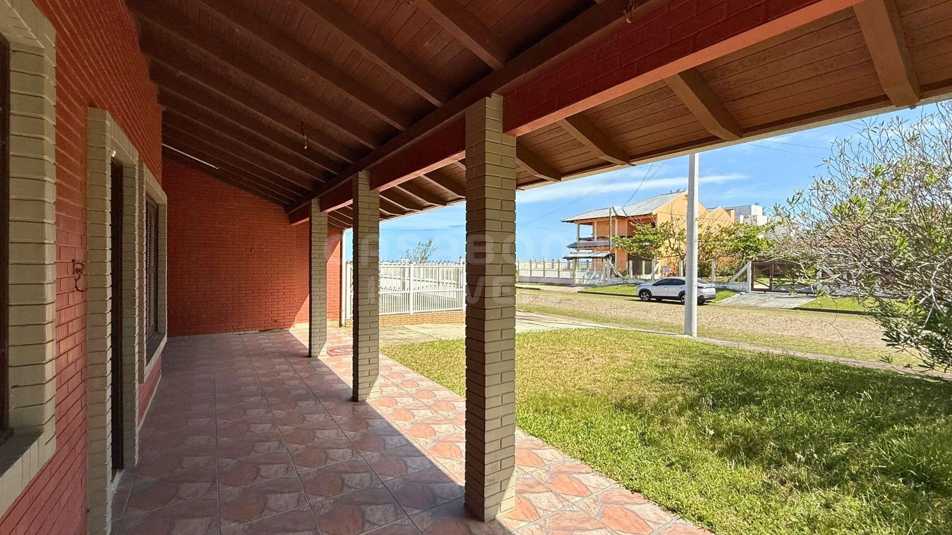 Conforto e amplitude a apenas 50 metros do mar