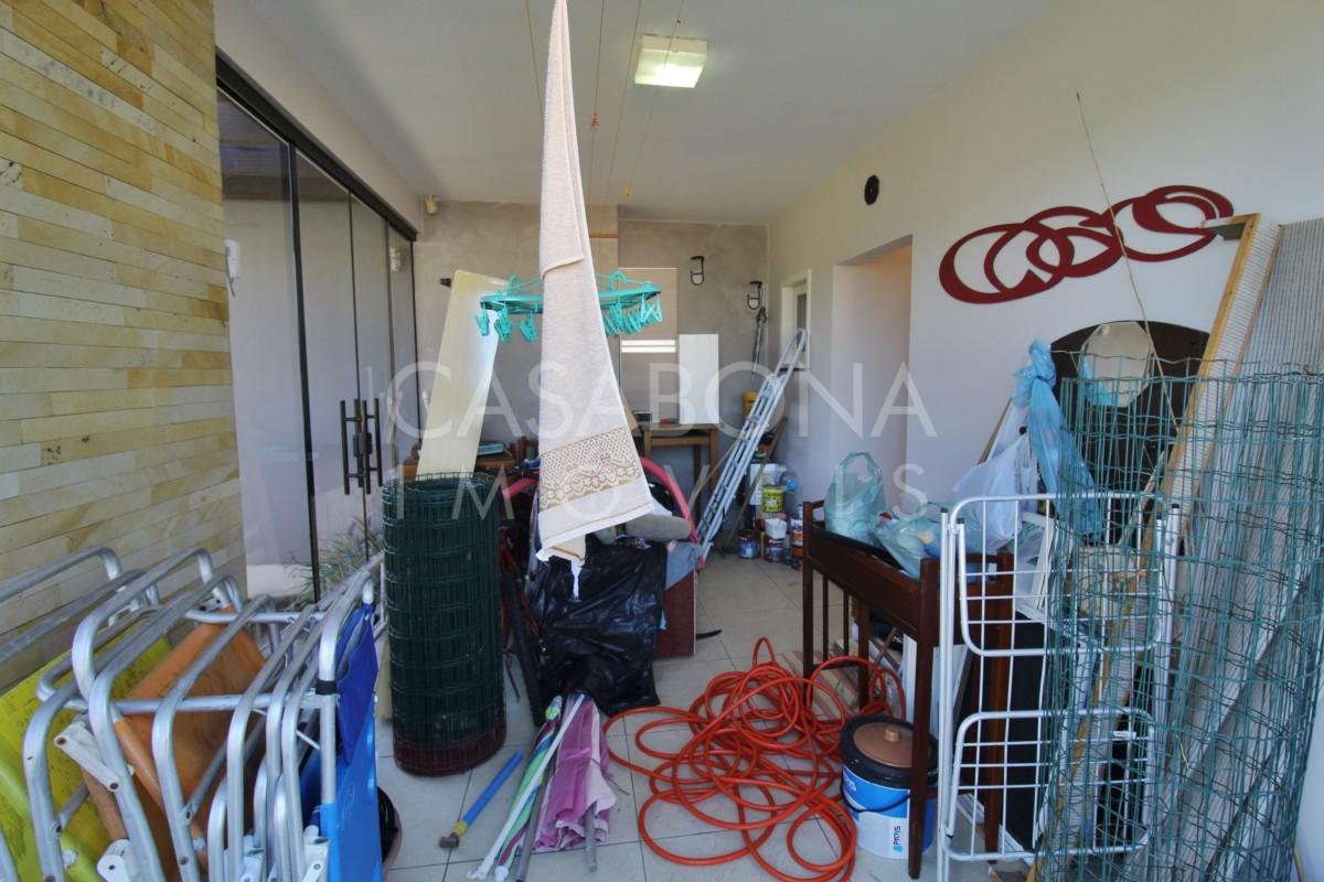 Viva o Sonho à Beira-Mar: Casa Incrível a Poucos Passos do Oceano