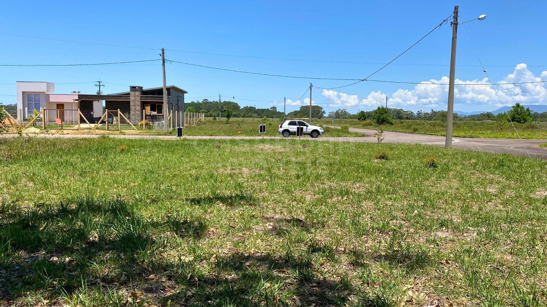 Terreno amplo no Loteamento Jardim Raiante em Arroio do Sal