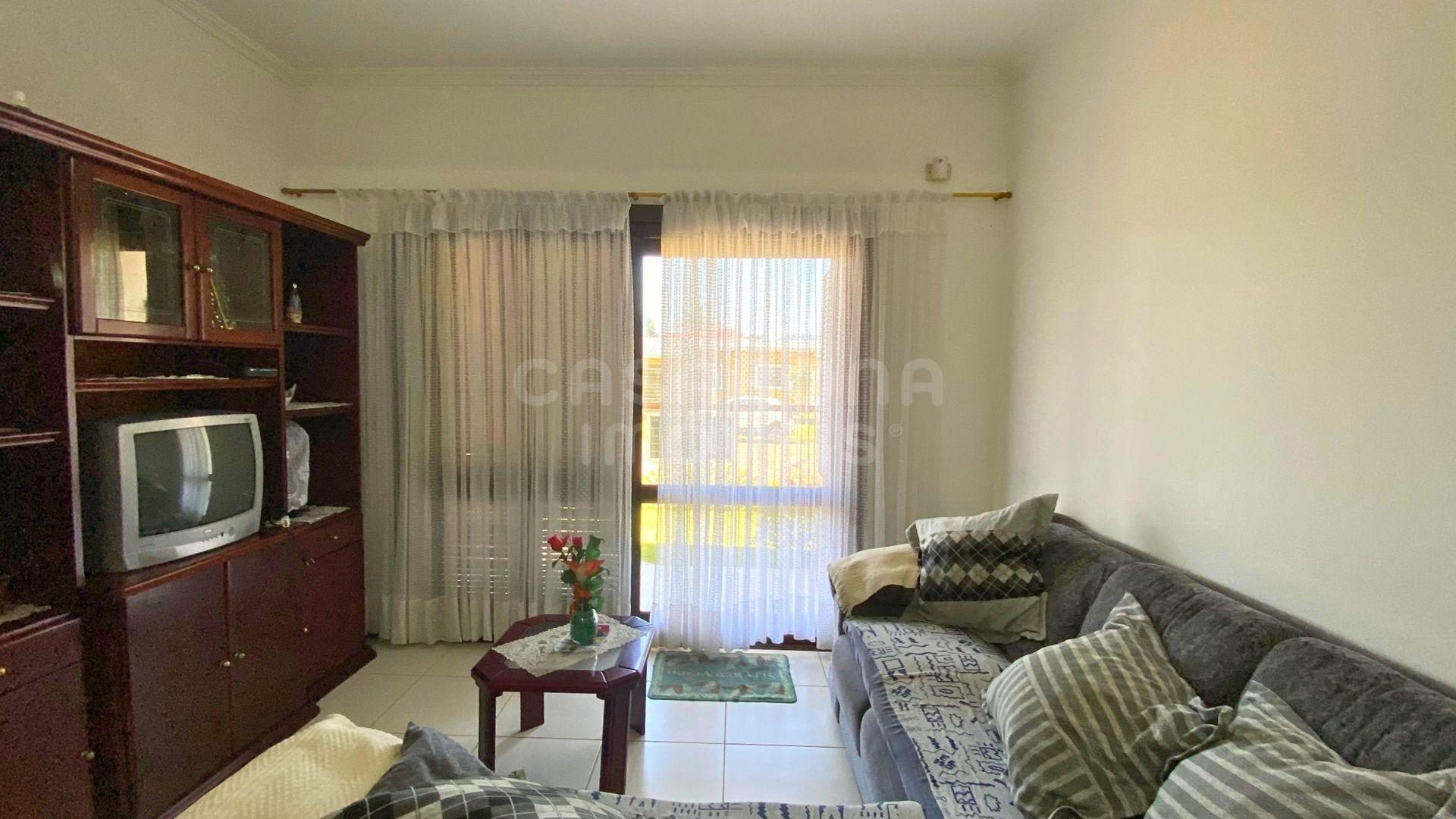 Sobrado mobiliado próximo ao mar e ao centro de Arroio do Sal