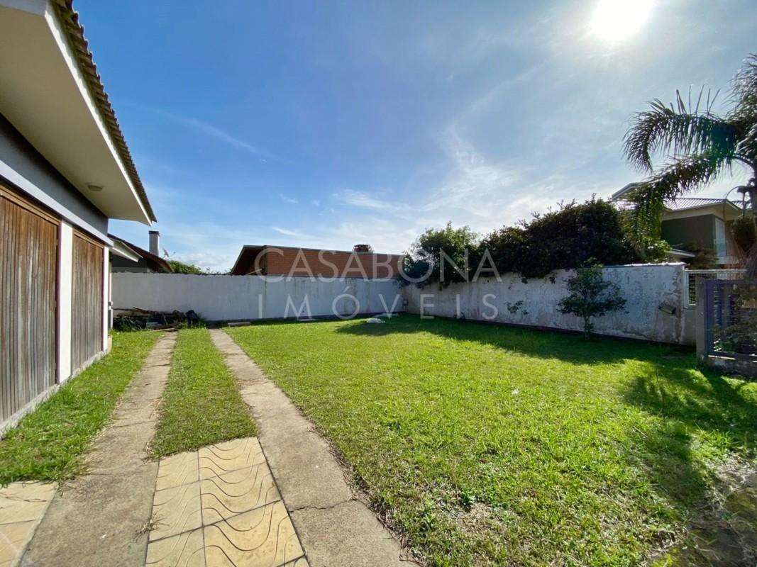 Encantadora Residência em Bairro Residencial no Balneário Vista Alegre