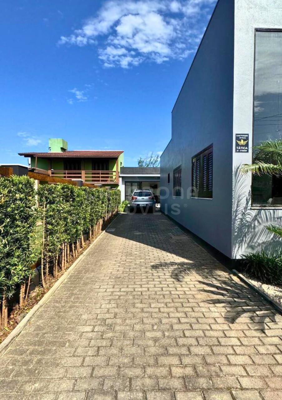 Casa Semimobiliada a 300m da Praia – Conforto e Estilo no Bairro Torres Sul, Arroio do Sal