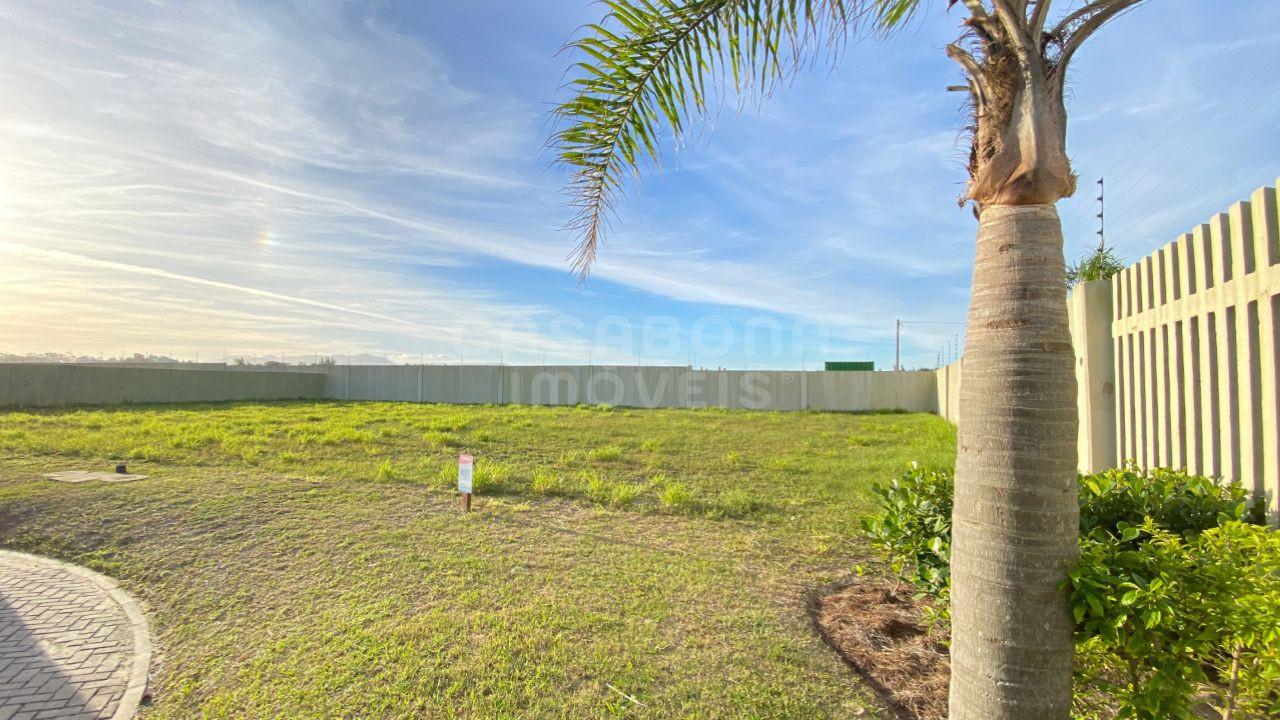 Terreno em Condomínio Fechado - Arenas Curumim: Onde Conforto e Lazer Se Encontram