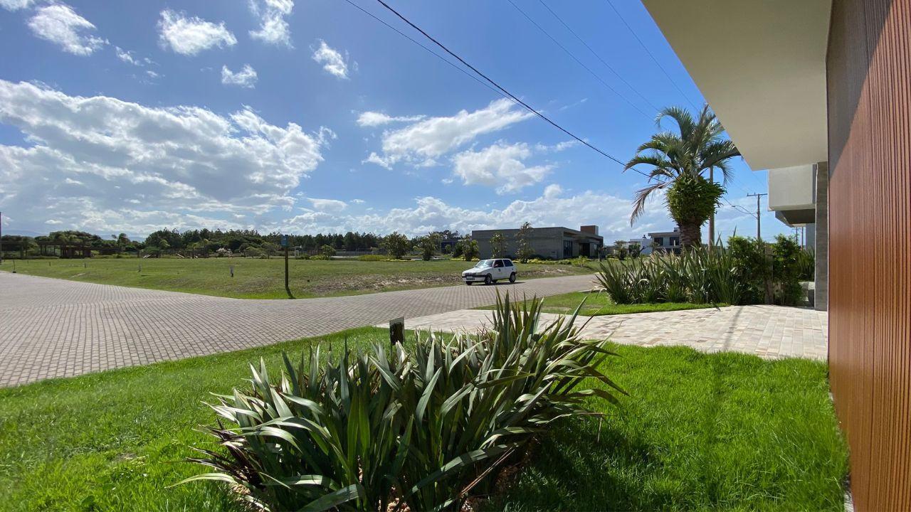 Casa de Alto Padrão em Arenas Curumim - Capão da Canoa