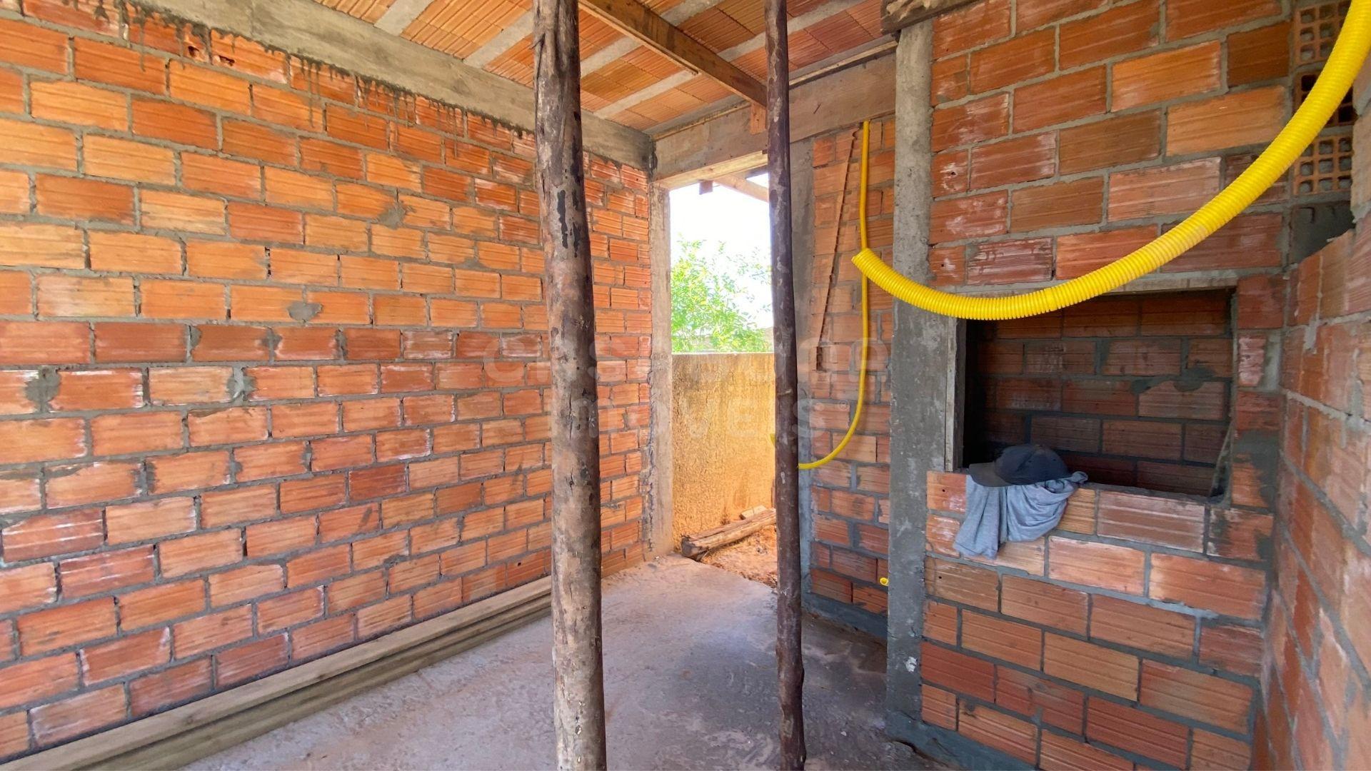 Casa com Piscina e Suíte no Bairro Vista Alegre em Arroio do Sal