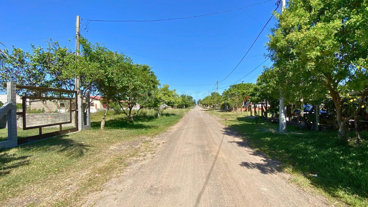 Ótimo Terreno Residencial no Balneário Figueirinha