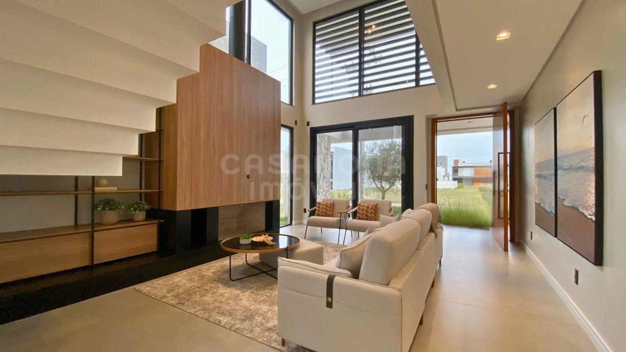 Casa Alto Padrão no Condomínio Arenas Curumim – Capão da Canoa