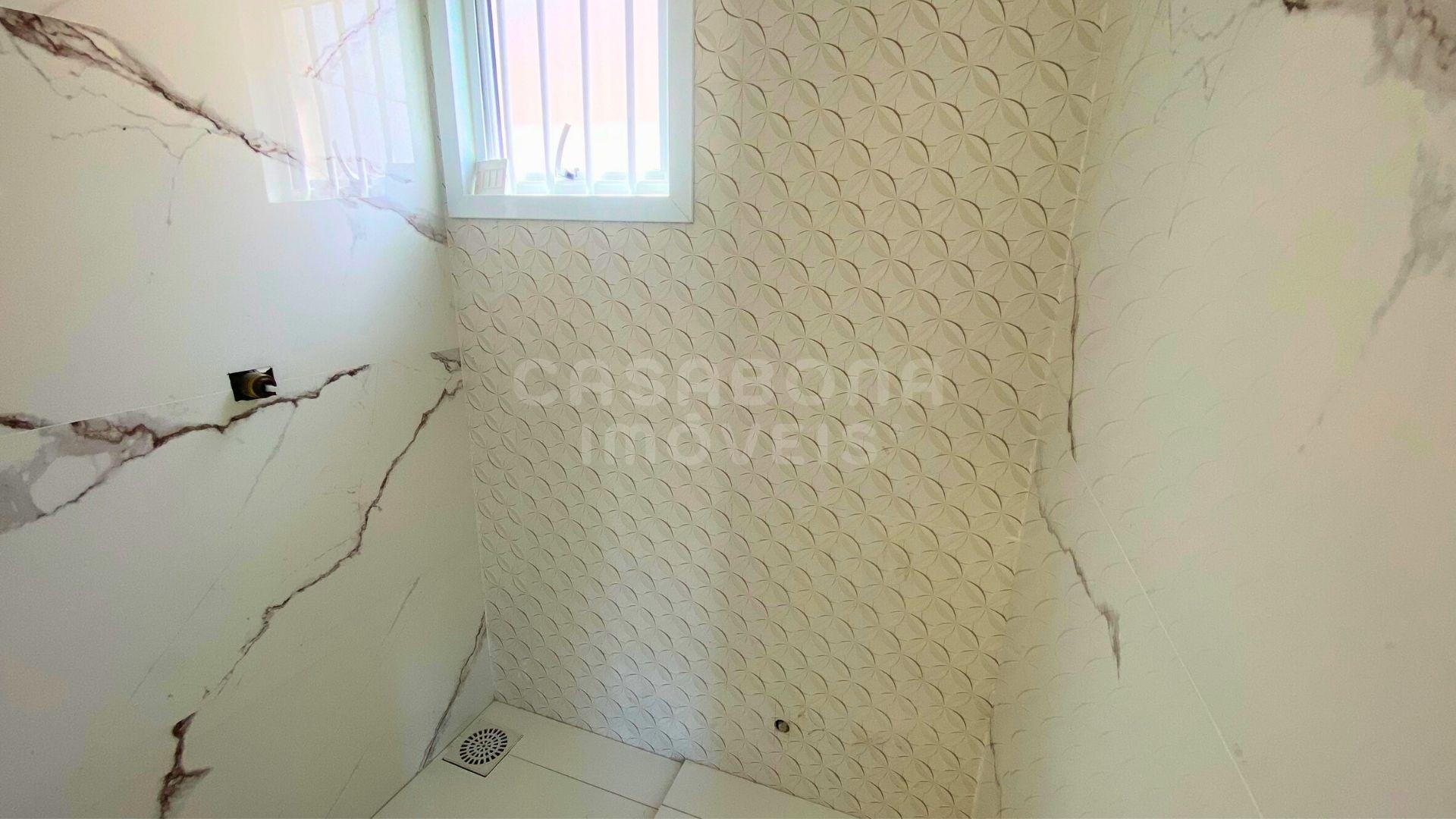 Sofisticação e Tecnologia em Cada Detalhe — Casa de Alto Padrão com Piscina em Arroio do Sal