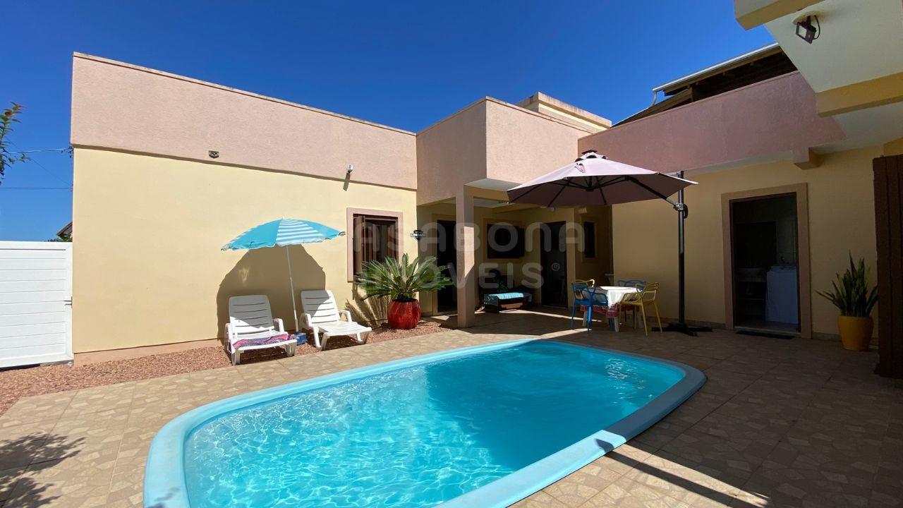 Casa Beira-Mar em Arroio do Sal - Conforto e Vista Incrível no Bairro Pérola