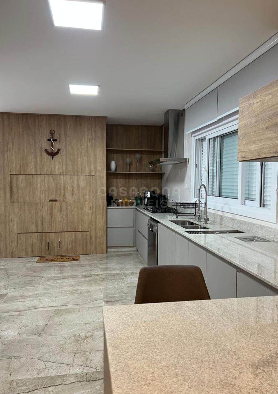 Linda Casa Residencial em Arroio do Sal - Perfeita para a Sua Família