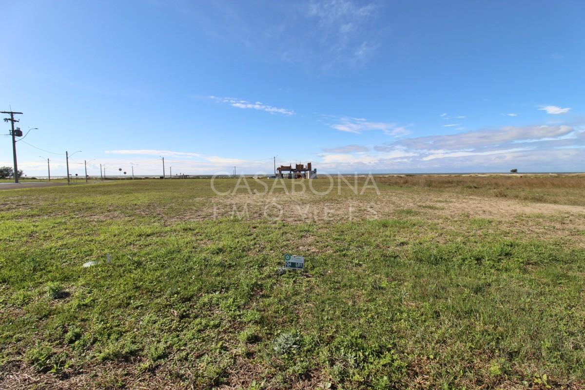 Ótimo Terreno no Loteamento Esmeralda