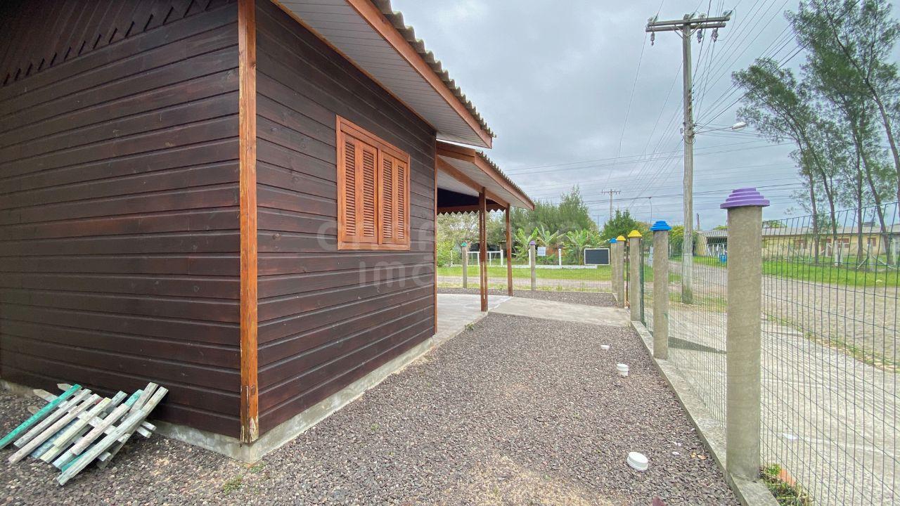 Casa à Venda em Arroio do Sal - Bairro Sereia do Mar