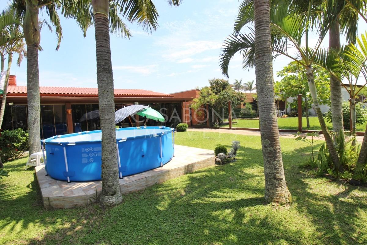 Encantadora Residência no Centro de Arroio do Sal