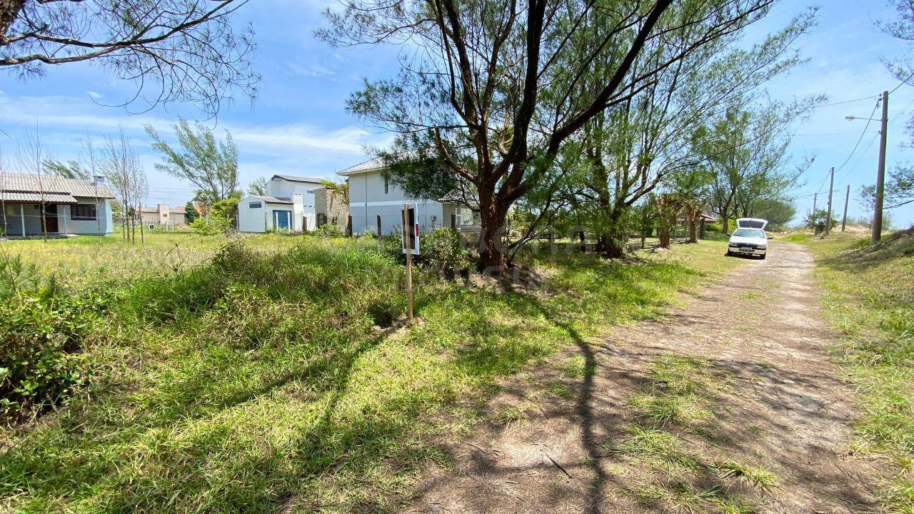 Terreno Beira-Mar à Venda em Arroio do Sal - Bairro Torres Sul
