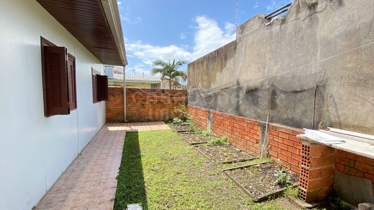 Residência em Localização Privilegiada - Areias Brancas