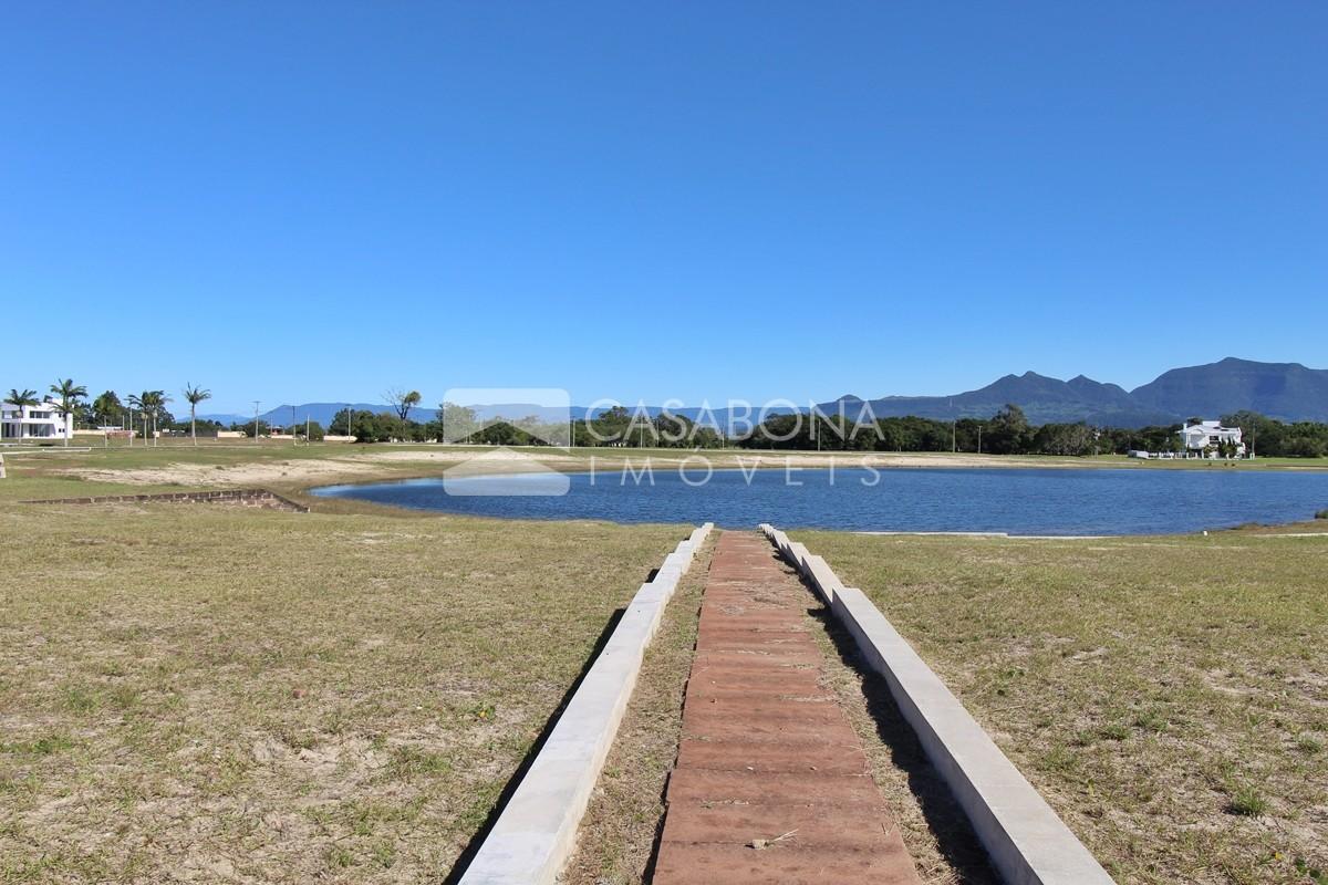 Terreno em Condomínio Fechado Parque das Figueiras