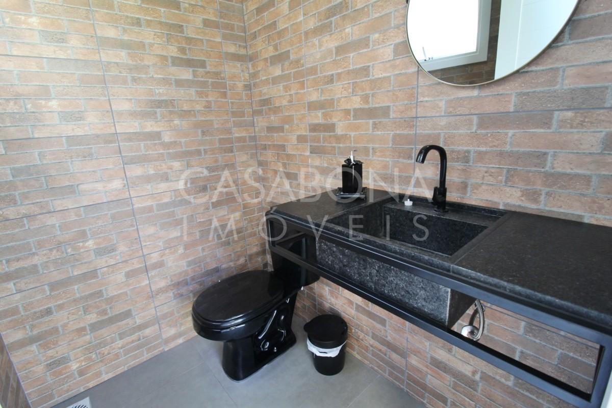 Residência Exclusiva Próxima ao Centro e ao Mar