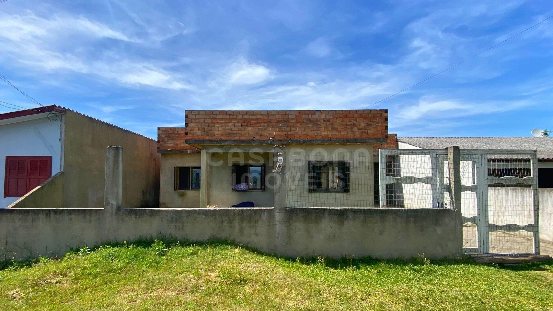 Casa com Piscina e Suíte no Bairro Quatro Lagos em Arroio do Sal