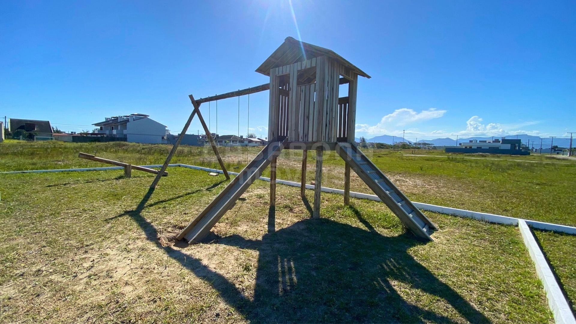Casas Geminadas Modernas no Loteamento Sambaquis em Arroio do Sal – Conforto e Estilo Perto da Praia