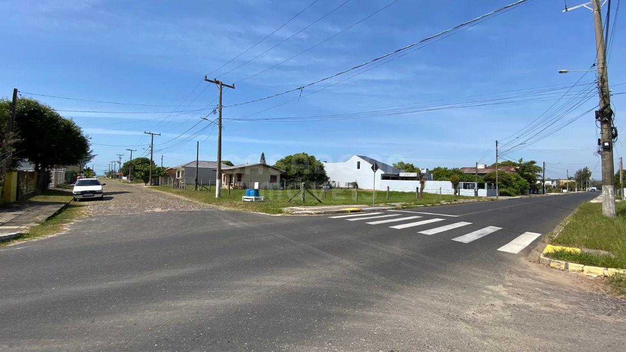 Terreno de Esquina à Venda - Bairro Âncora, Arroio do Sal