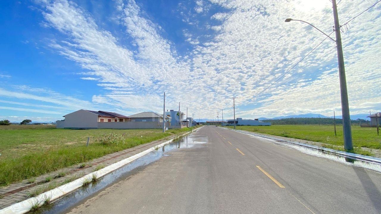  Terreno no Loteamento Esmeralda