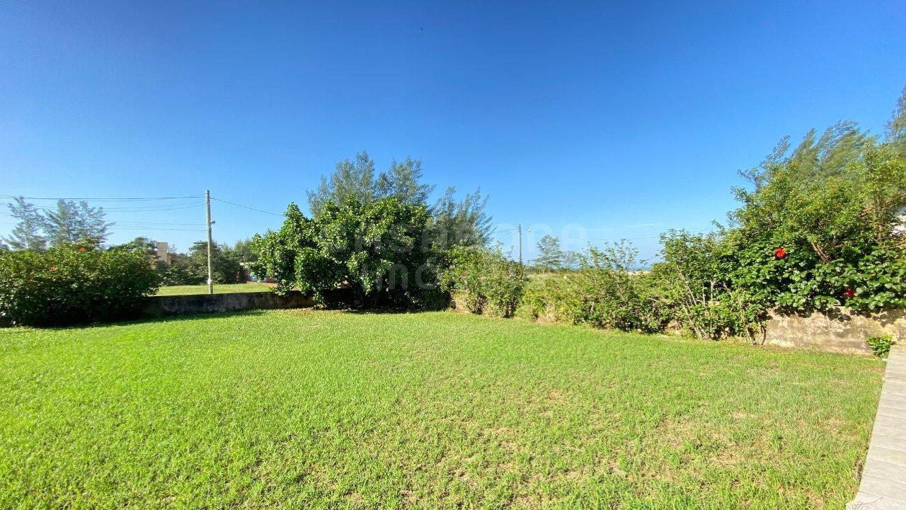 Refúgio à Beira-Mar: Linda Residência no Balneário Rondinha Nova