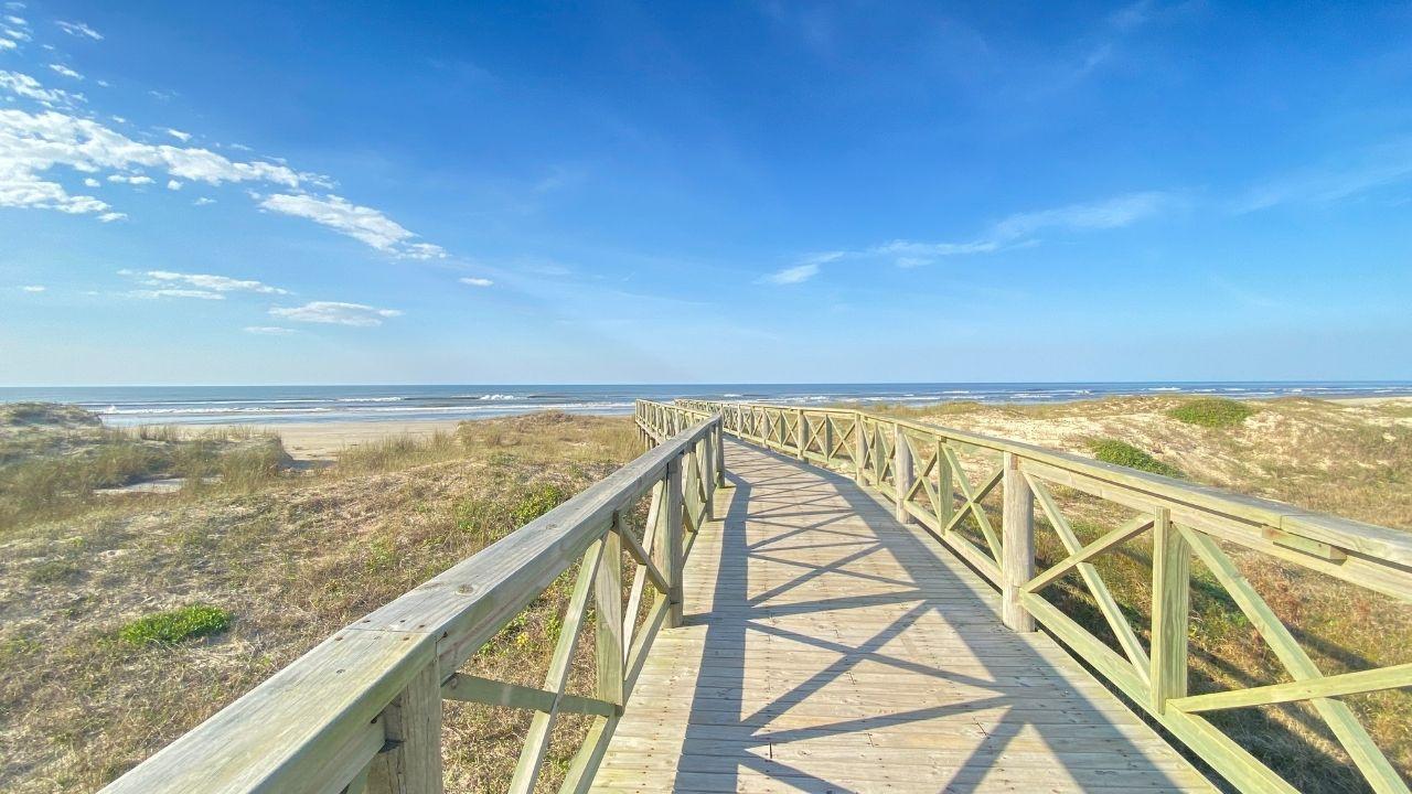 Lote de Esquina em Arroio do Sal: A Oportunidade Ideal para Seu Novo Lar