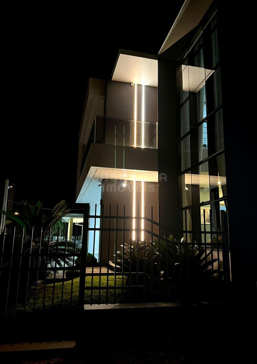 Linda Casa Residencial em Arroio do Sal - Perfeita para a Sua Família