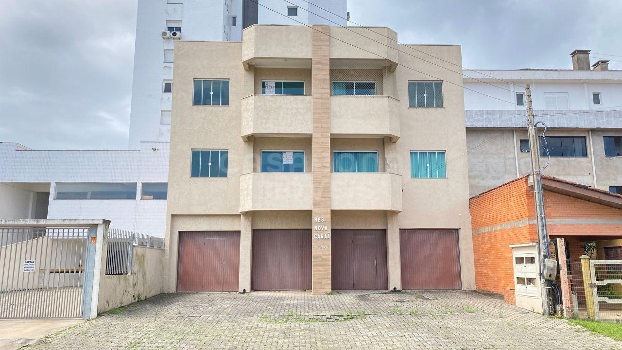 Excelente Apartamento em Areias Brancas: Conforto e Localização Privilegiada