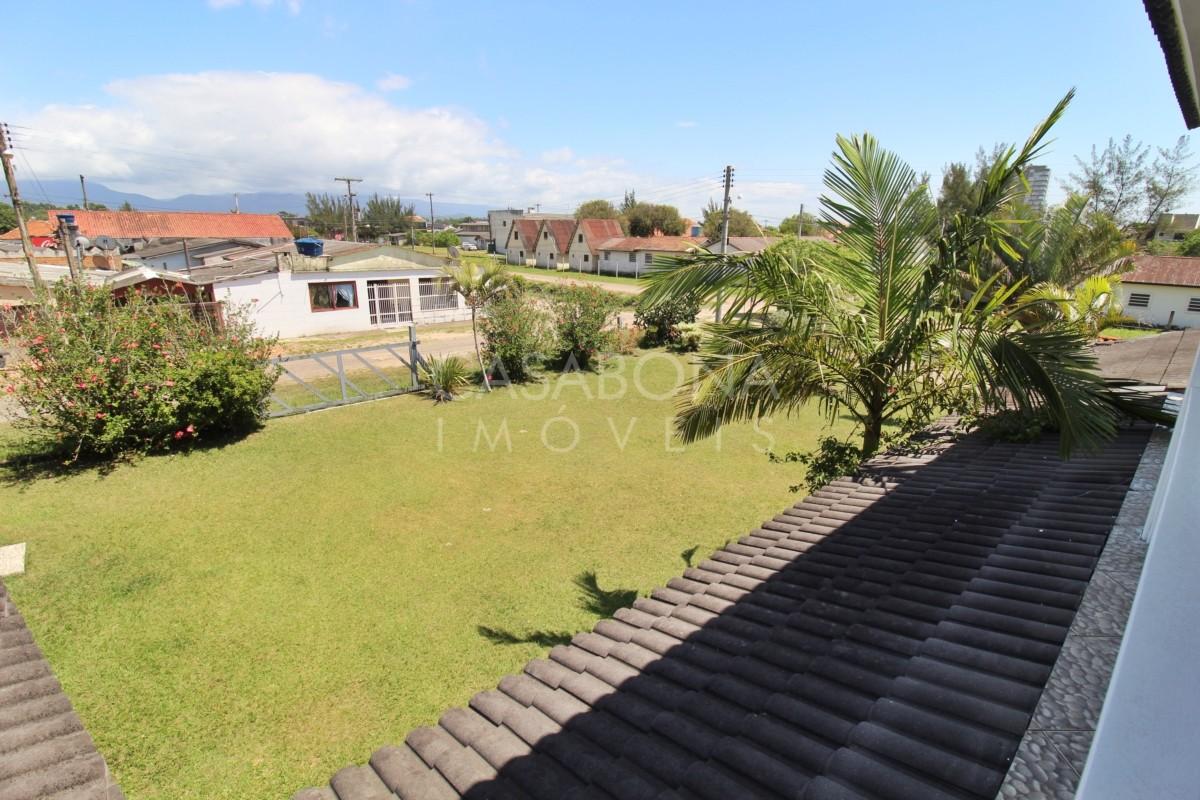 Encantadora Residência em 4 Lotes no Balneário Figueirinha