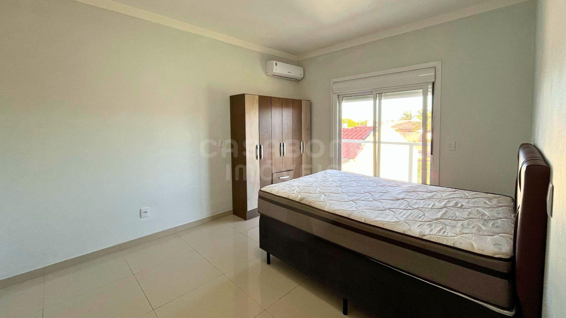 Casa com Piscina e Excelente Localização no Bairro Raiante