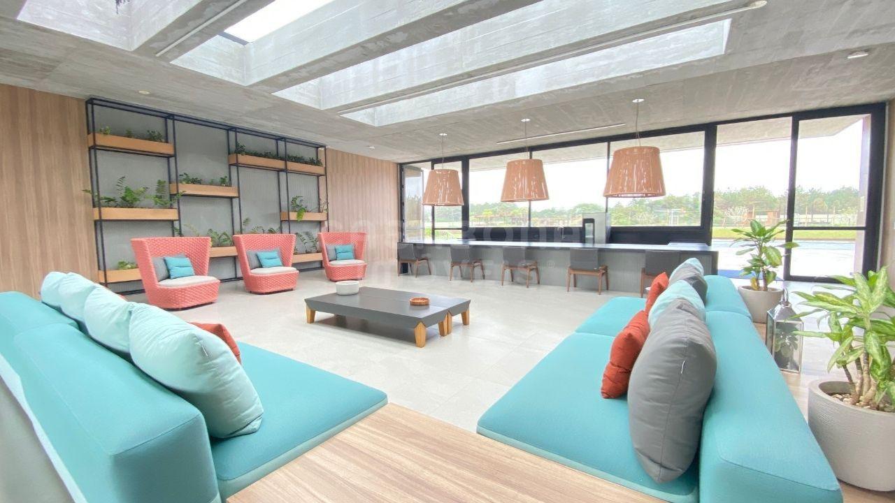 Terreno Exclusivo em Condomínio Fechado com Piscina e Áreas de Lazer