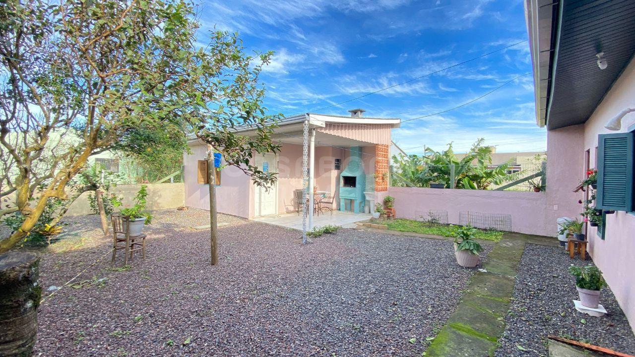 Casa Charmosa Próxima ao Mar em Arroio do Sal