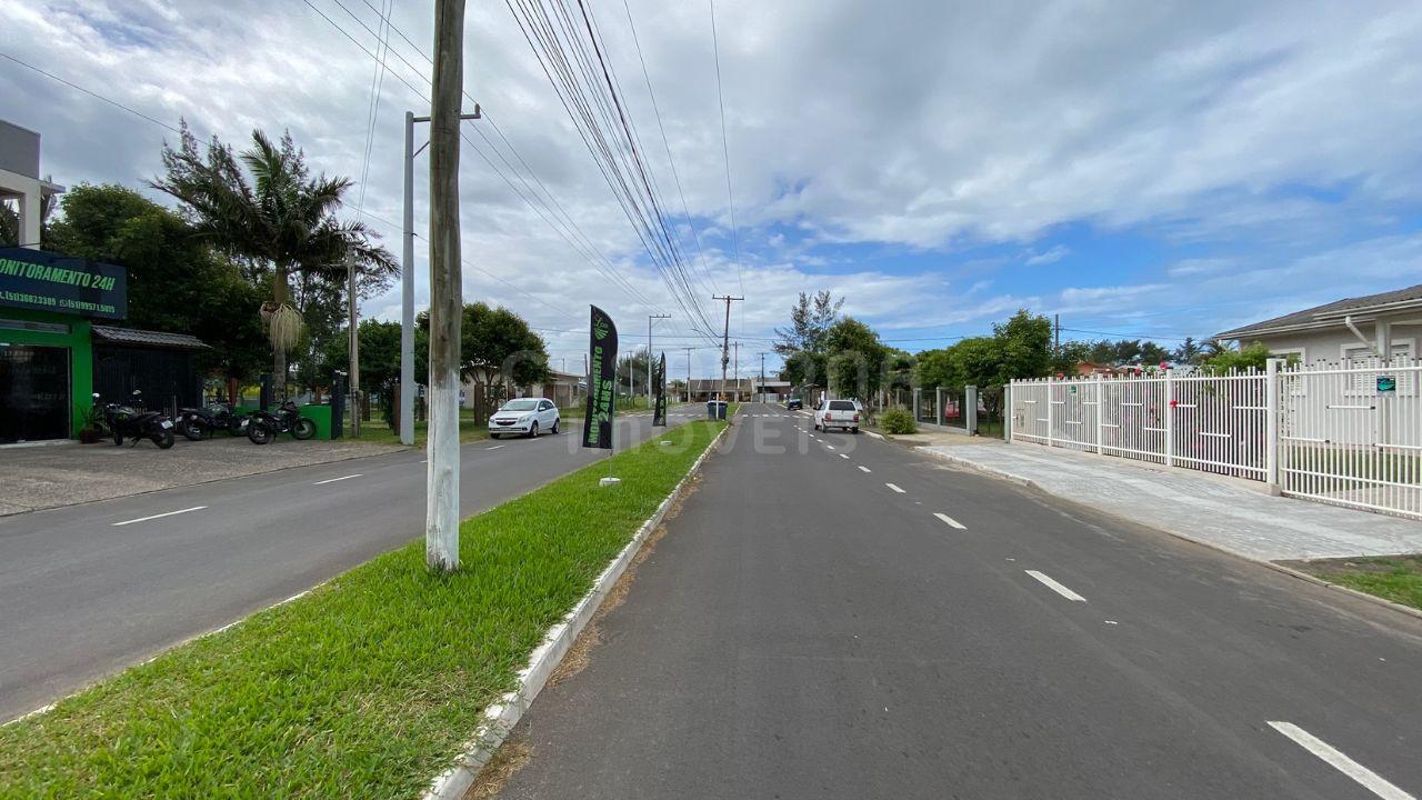 Lindo Terreno no Bairro Camboim: Pronto para Construir a 100 Metros do Mar