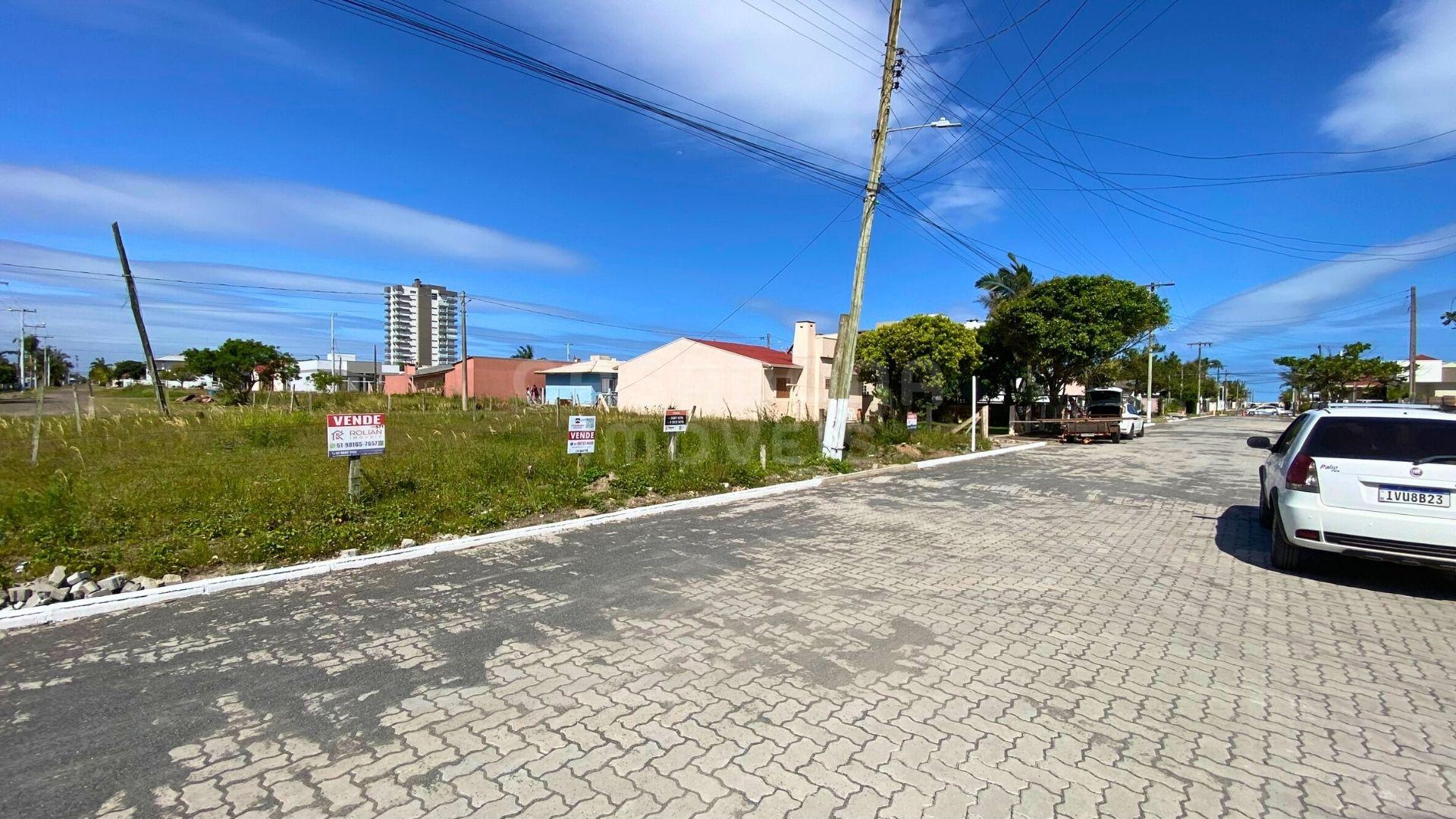 Terreno 12 x 25 no Balneário Figueirinha – Espaço, Tranquilidade e Excelente Localização