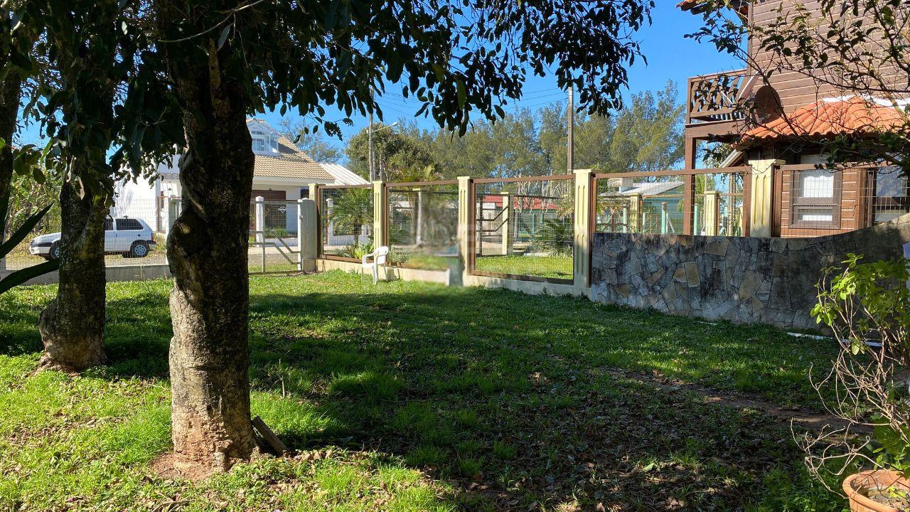 Encantadora Casa à Venda em Arroio do Sal – Bairro Figueirinha