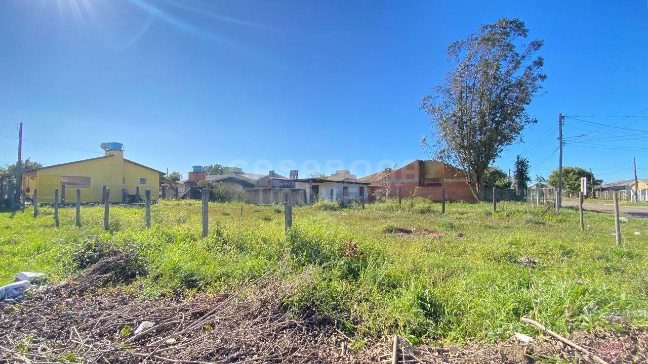 Terreno de Esquina à Venda no Bairro Quatro Lagos, Arroio do Sal