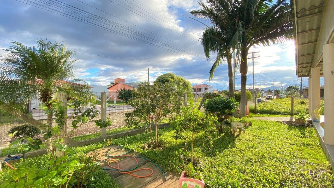 Charmosa Casa em Vista Alegre, Arroio do Sal: Vida Próxima ao Mar e ao Centro