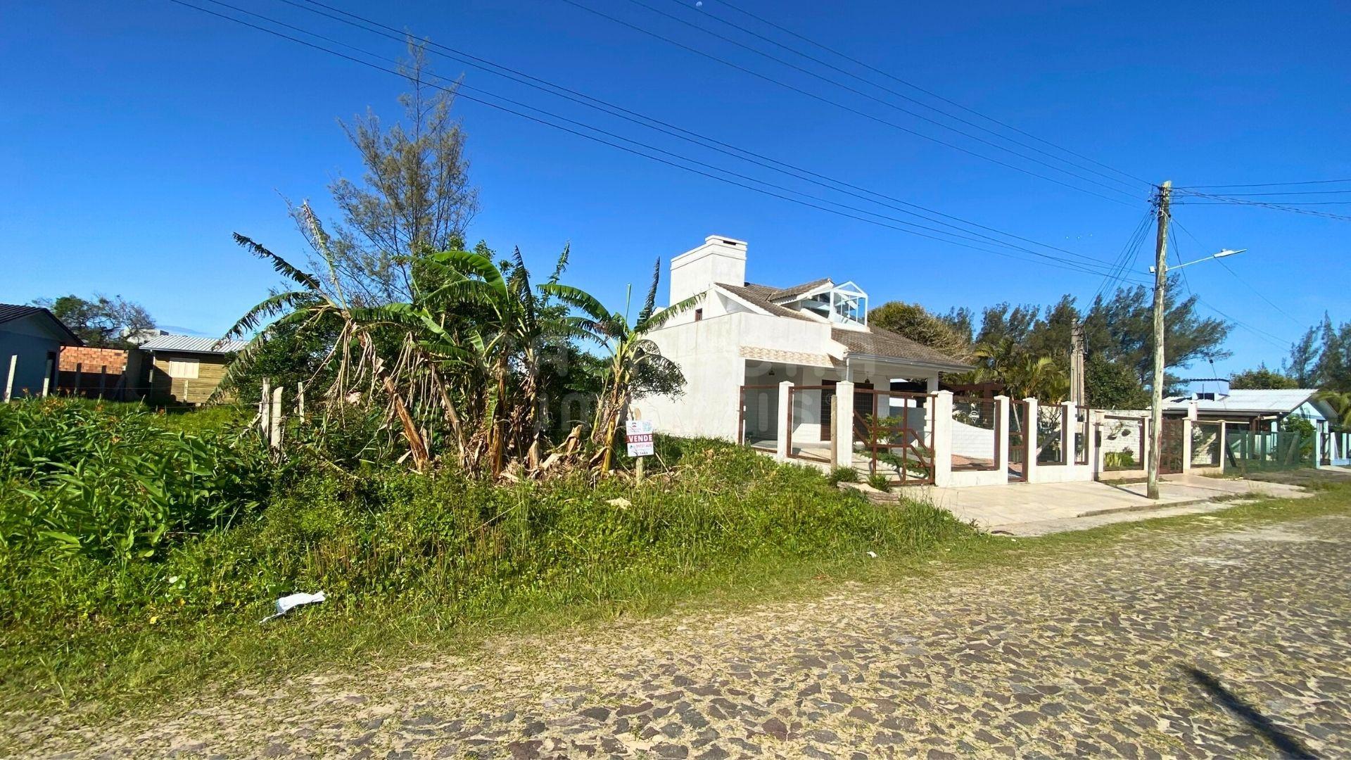 Terreno 10 x 30 no Balneário Figueirinha – Espaço, Tranquilidade e Excelente Potencial