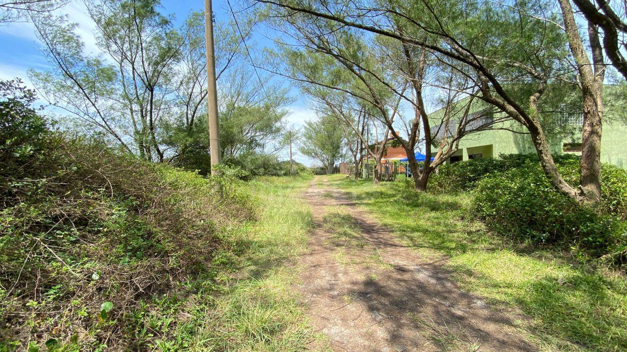 Terreno Beira-Mar à Venda em Arroio do Sal - Bairro Torres Sul