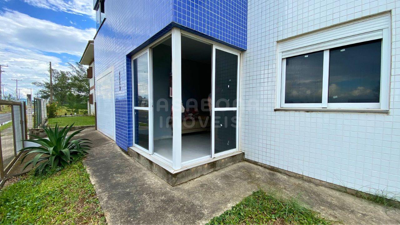 Apartamento Aconchegante no Bairro Alfa - 300m do Mar, 2 Dorms e Garagem Privativa