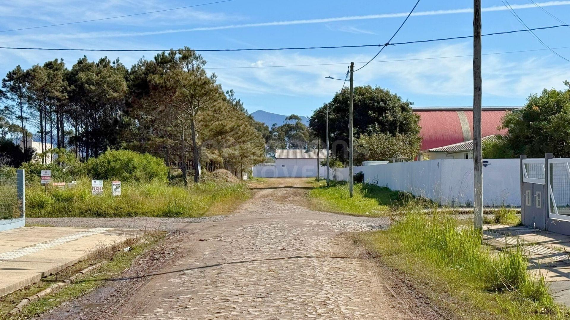 Terreno aterrado e pronto para construir no bairro Vista Alegre