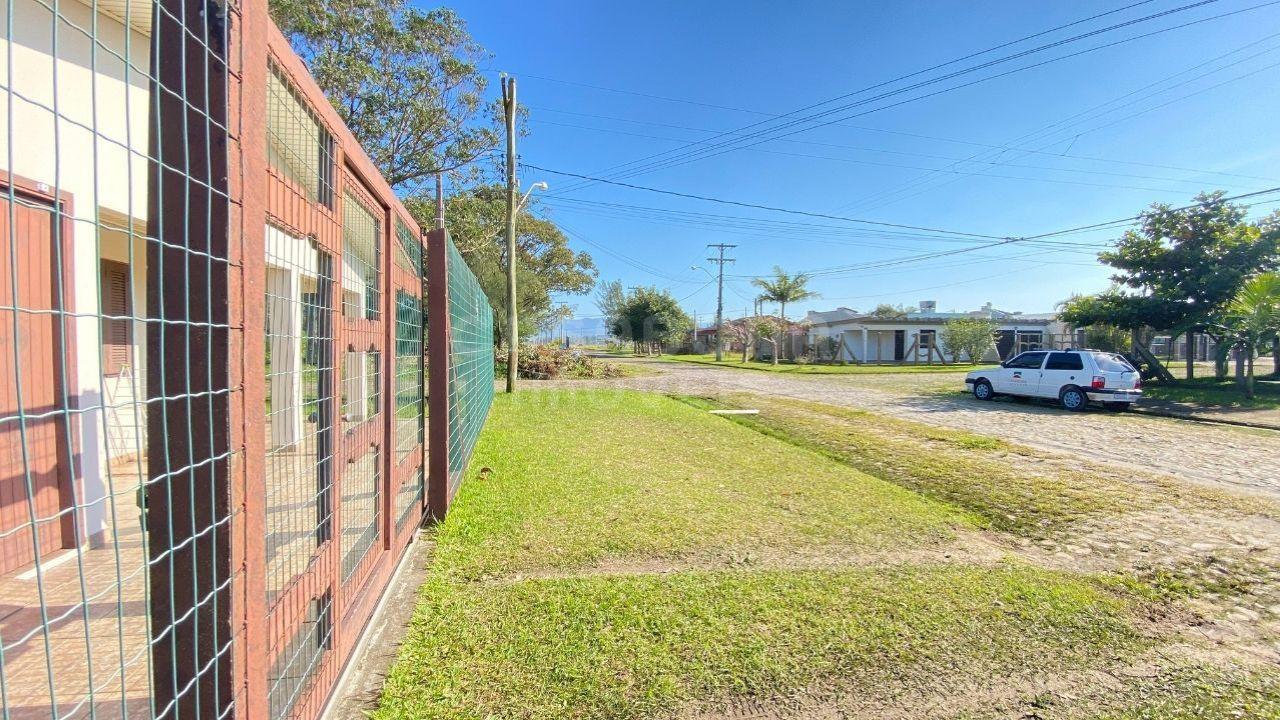 Casa de Esquina em Areias Brancas, Arroio do Sal