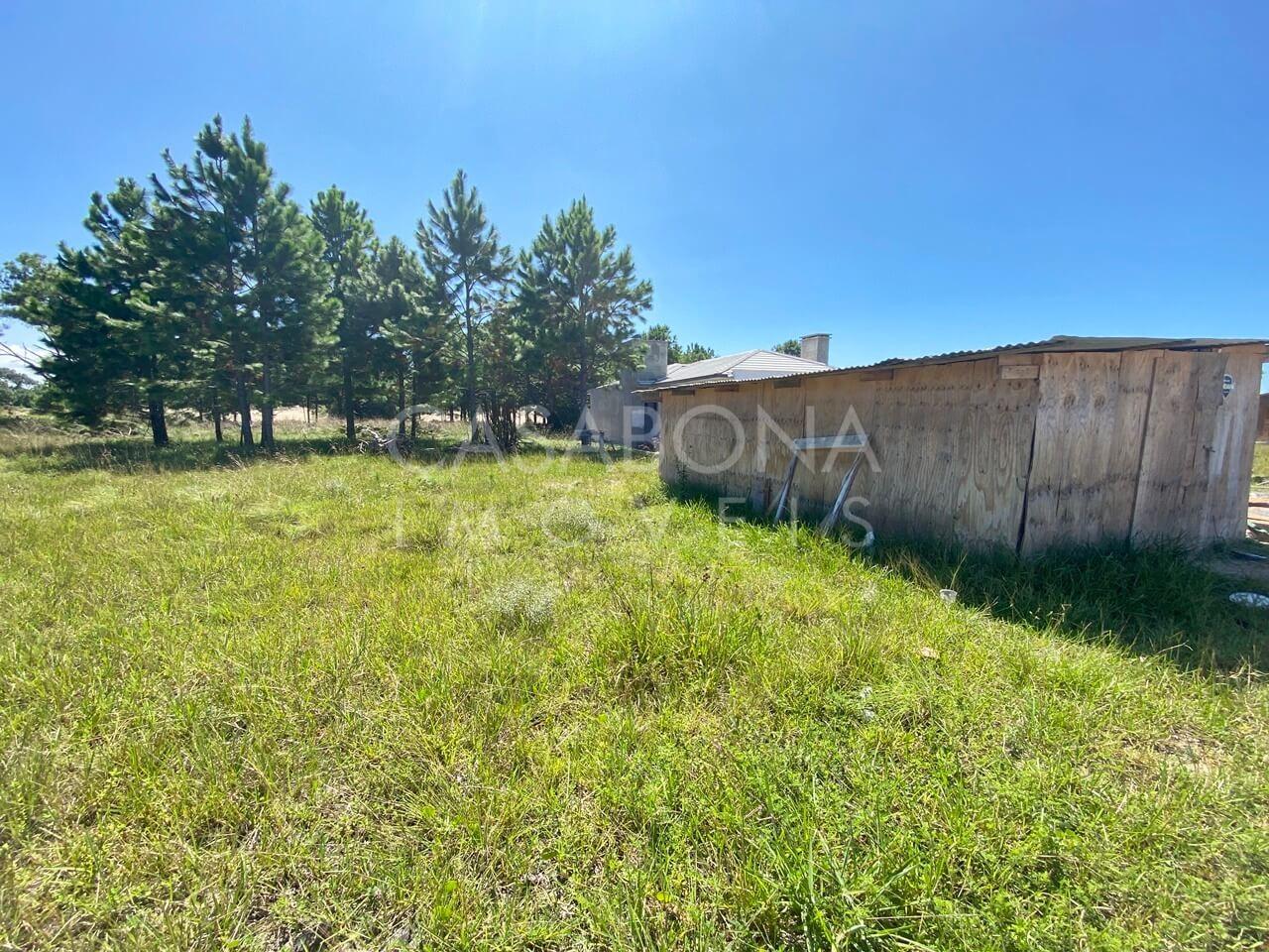 Oportunidade no Tupancy: terreno bem localizado a 800m do mar